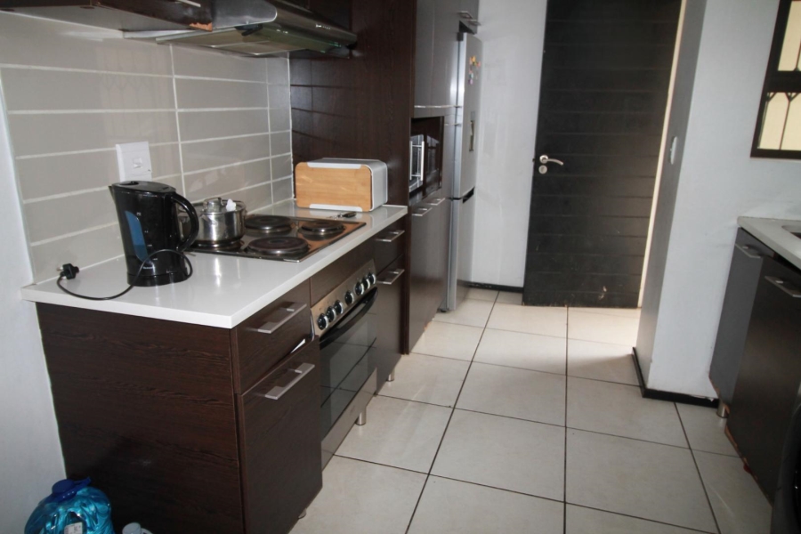 2 Bedroom Property for Sale in Noordwyk Gauteng