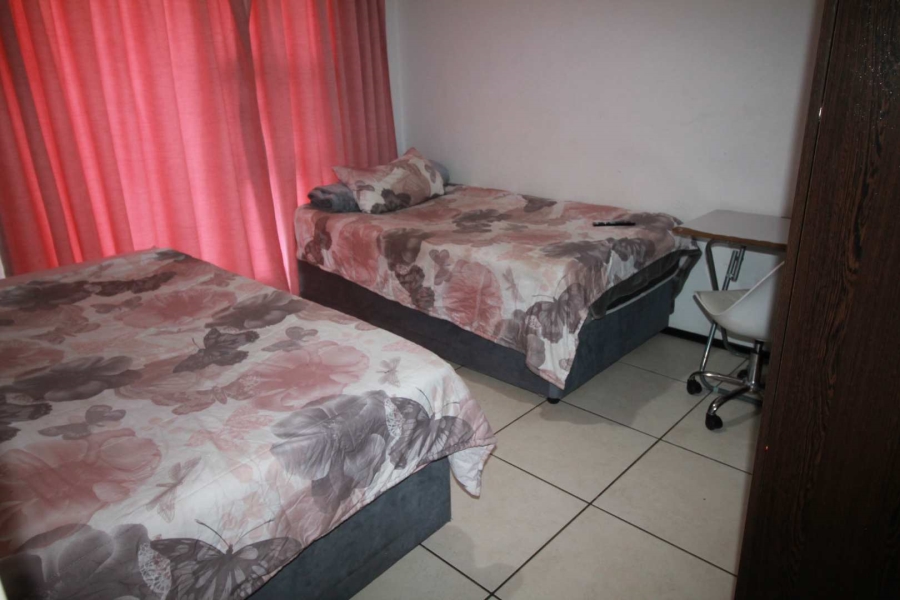 2 Bedroom Property for Sale in Noordwyk Gauteng