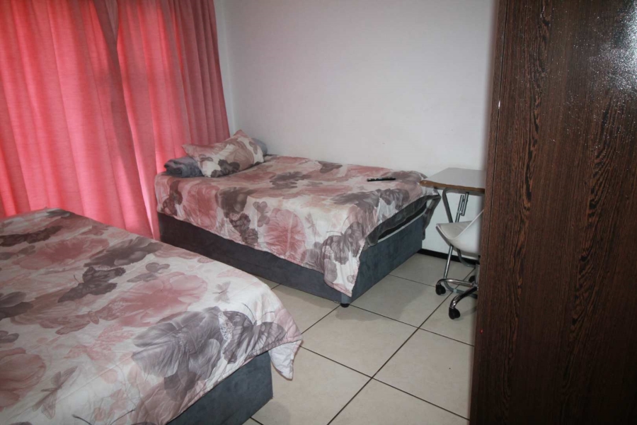 2 Bedroom Property for Sale in Noordwyk Gauteng
