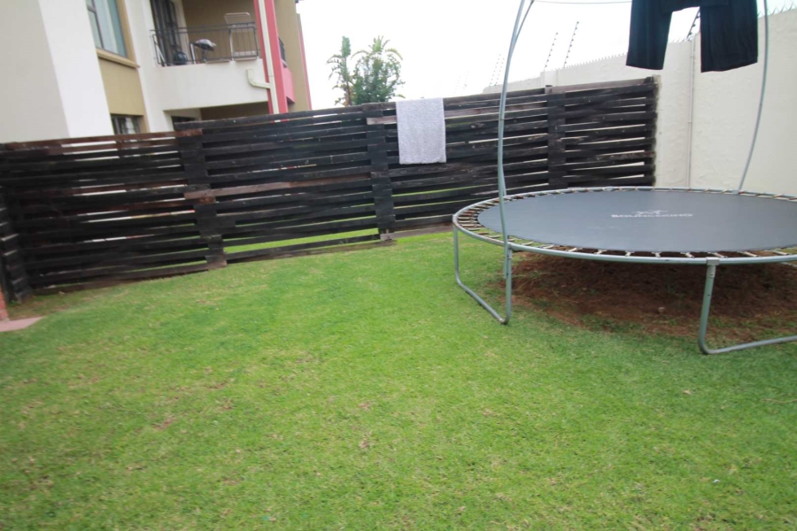 2 Bedroom Property for Sale in Noordwyk Gauteng