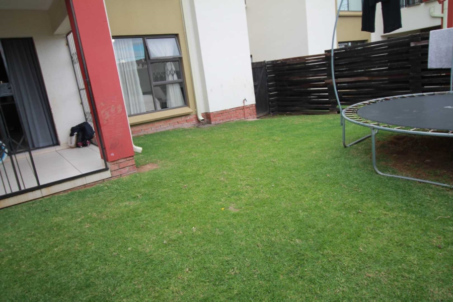 2 Bedroom Property for Sale in Noordwyk Gauteng