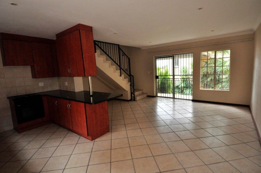To Let 2 Bedroom Property for Rent in La Montagne Gauteng