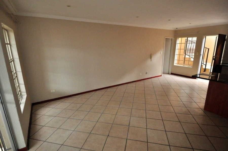 To Let 2 Bedroom Property for Rent in La Montagne Gauteng