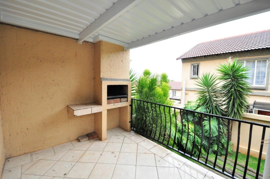 To Let 2 Bedroom Property for Rent in La Montagne Gauteng