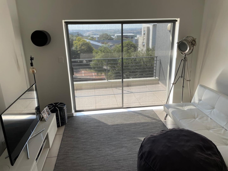 2 Bedroom Property for Sale in Fourways Gardens Gauteng