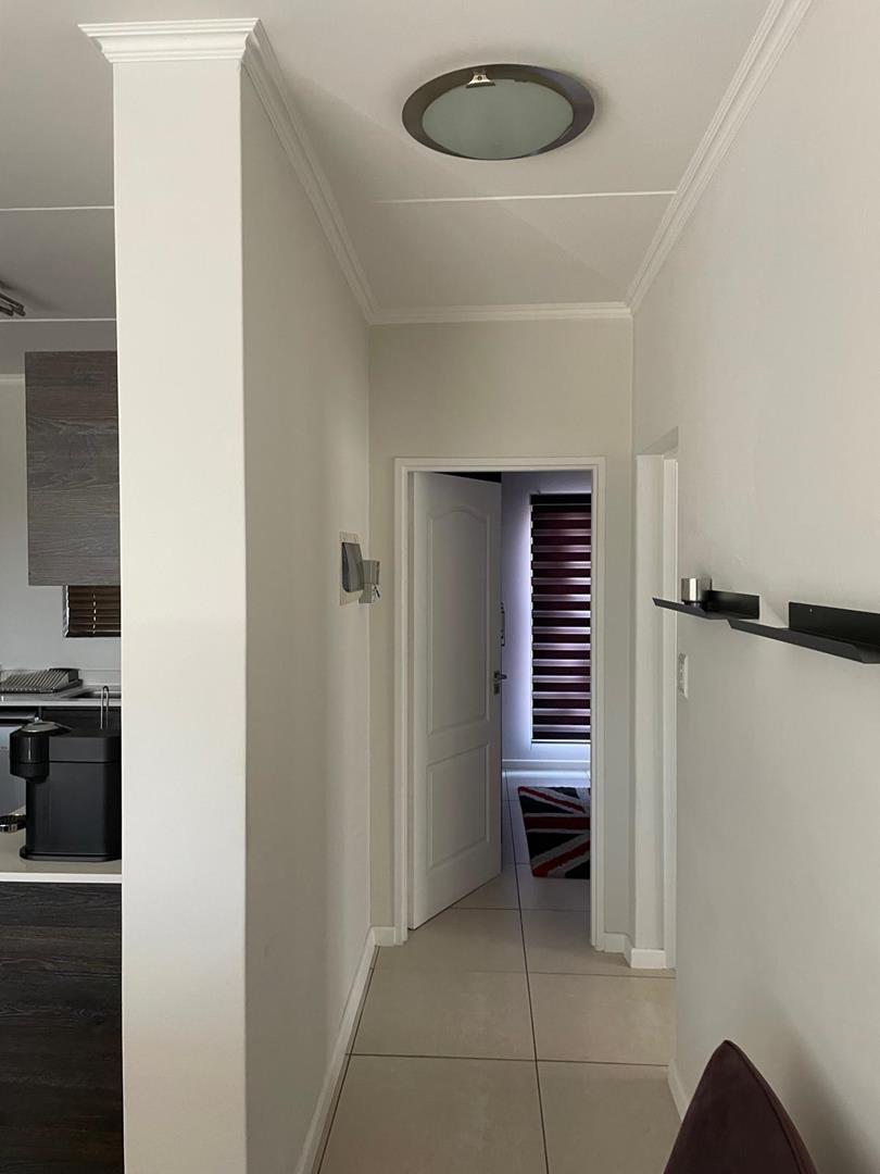 2 Bedroom Property for Sale in Fourways Gardens Gauteng