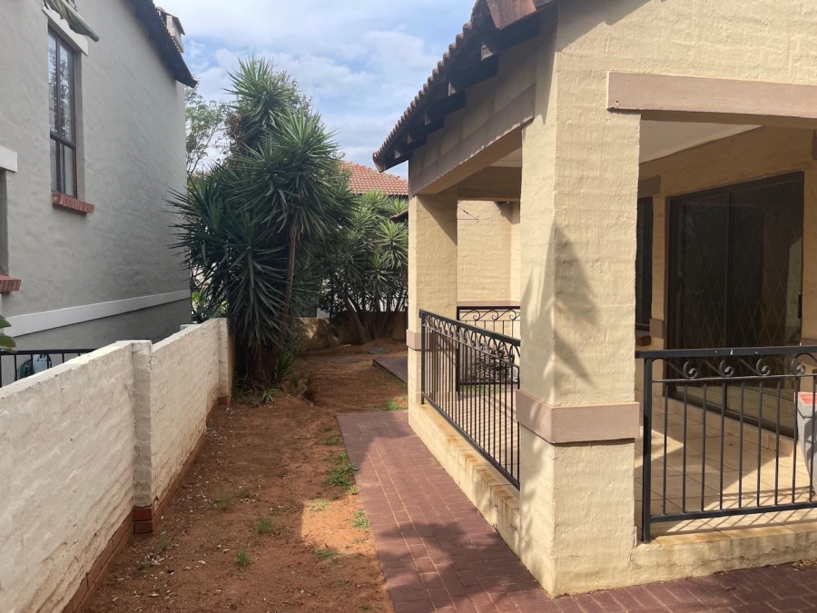 3 Bedroom Property for Sale in Bloubosrand Gauteng