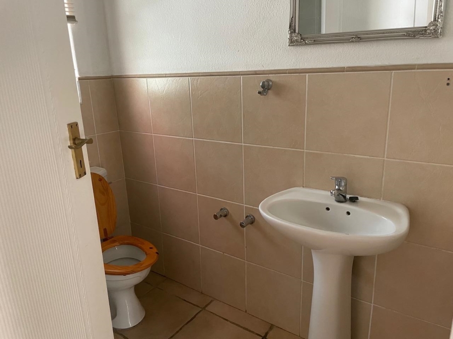 3 Bedroom Property for Sale in Bloubosrand Gauteng