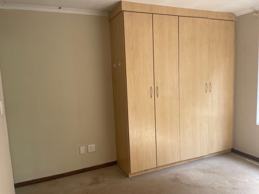 3 Bedroom Property for Sale in Bloubosrand Gauteng