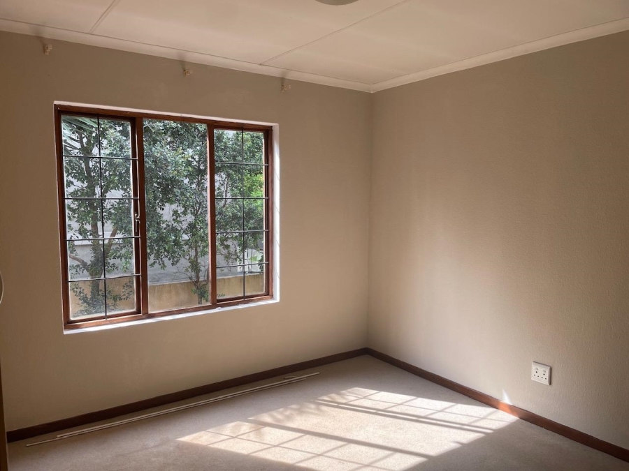 3 Bedroom Property for Sale in Bloubosrand Gauteng