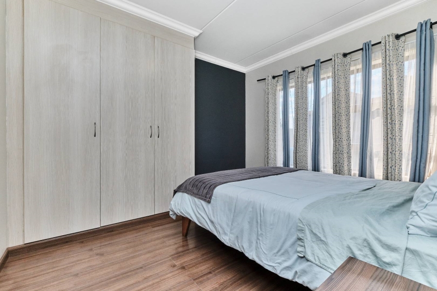 2 Bedroom Property for Sale in Honeydew Grove Gauteng