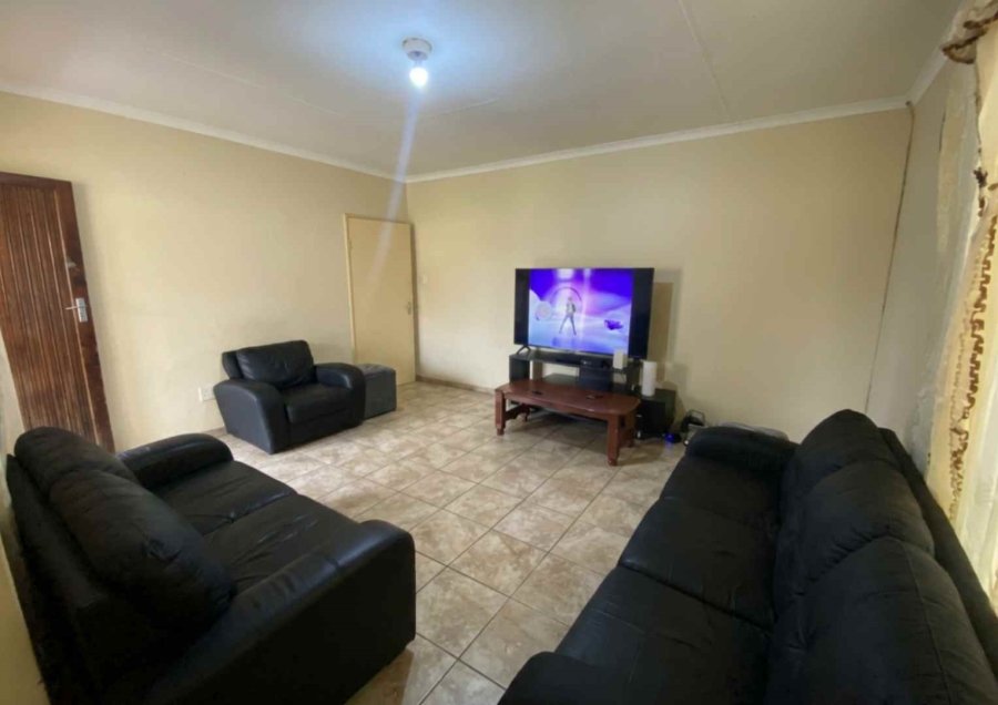 3 Bedroom Property for Sale in Newclare Gauteng