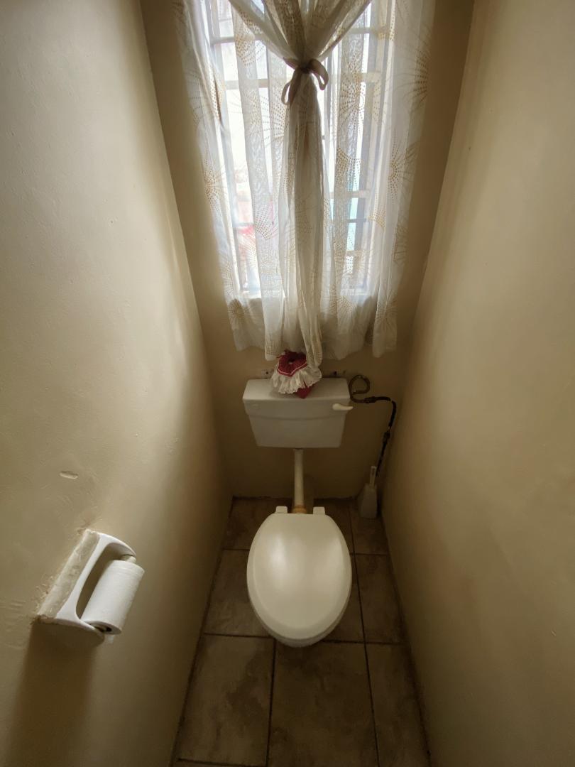 3 Bedroom Property for Sale in Newclare Gauteng
