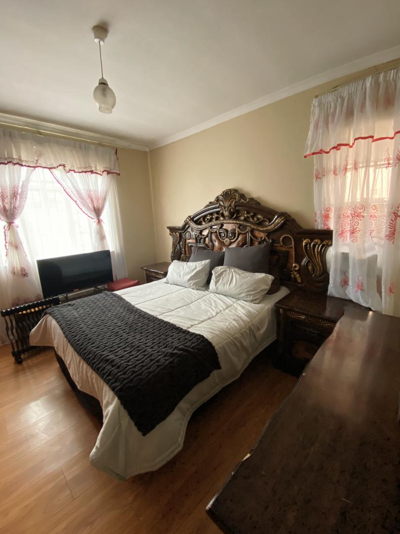 3 Bedroom Property for Sale in Newclare Gauteng