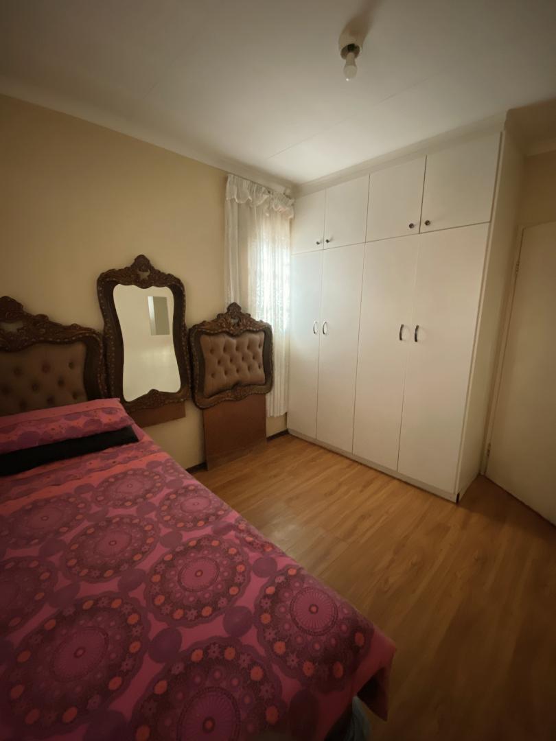 3 Bedroom Property for Sale in Newclare Gauteng