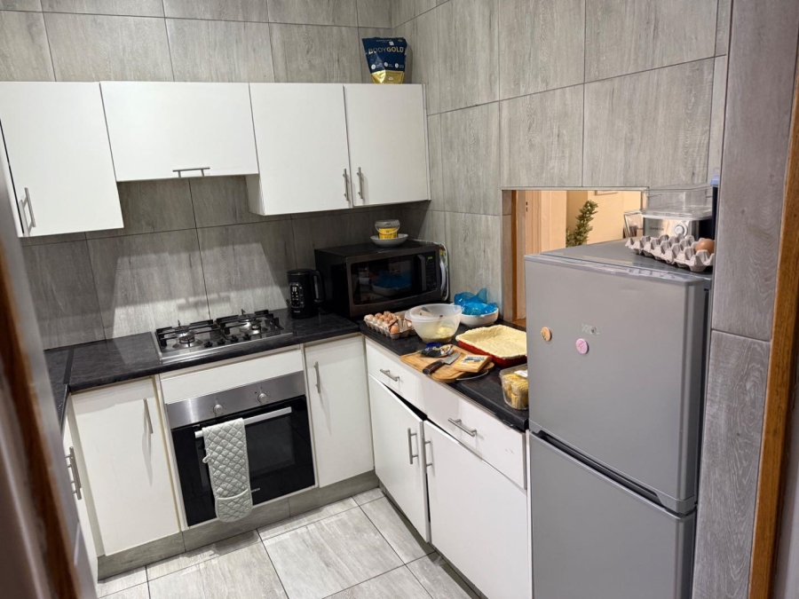 2 Bedroom Property for Sale in Illovo Gauteng