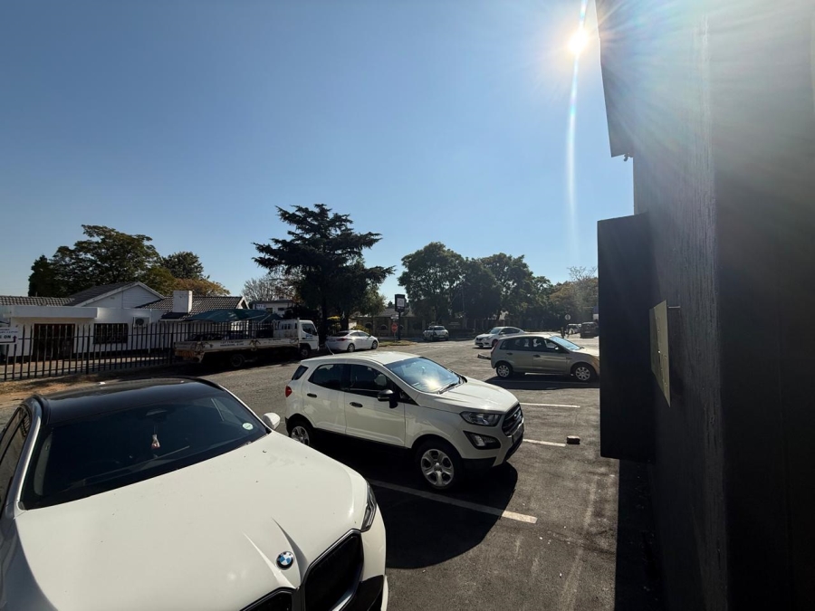 To Let Commercial Property for Rent in Parkmore Gauteng