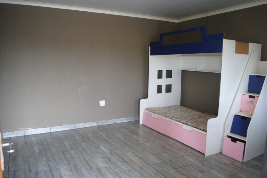 To Let 4 Bedroom Property for Rent in Nelsonia Gauteng