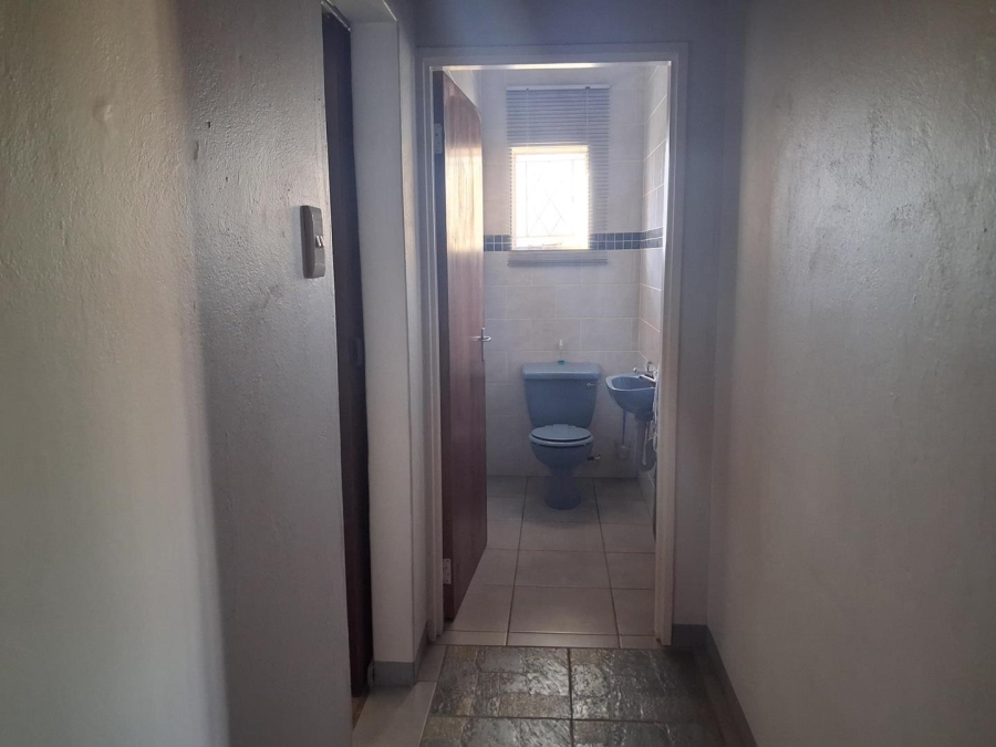 4 Bedroom Property for Sale in Brackenhurst Gauteng