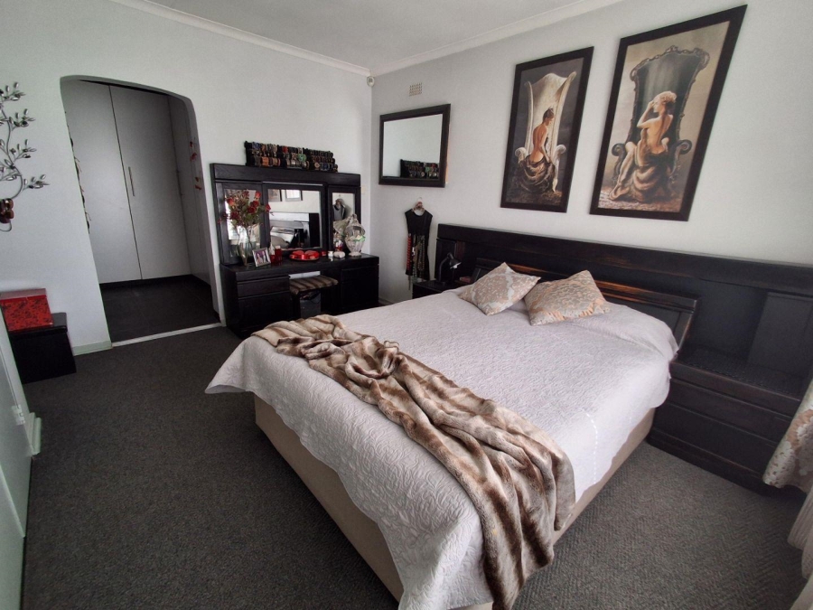 4 Bedroom Property for Sale in Brackenhurst Gauteng