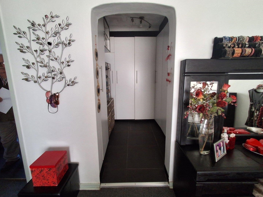 4 Bedroom Property for Sale in Brackenhurst Gauteng