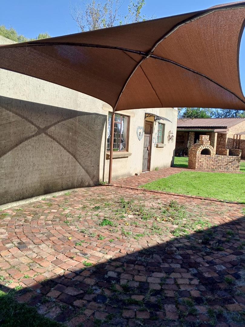 To Let 1 Bedroom Property for Rent in Riversdale Gauteng