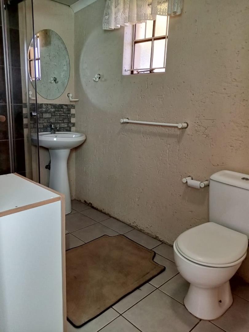 To Let 1 Bedroom Property for Rent in Riversdale Gauteng
