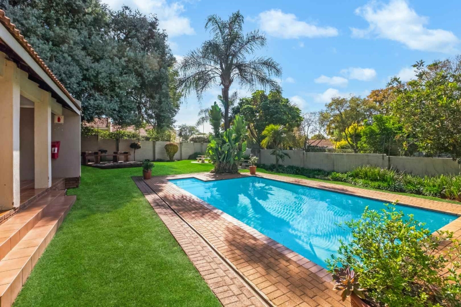 To Let 2 Bedroom Property for Rent in Magaliessig Gauteng