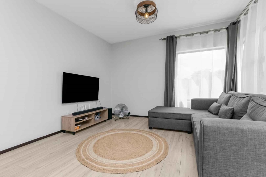 To Let 3 Bedroom Property for Rent in Broadacres Gauteng