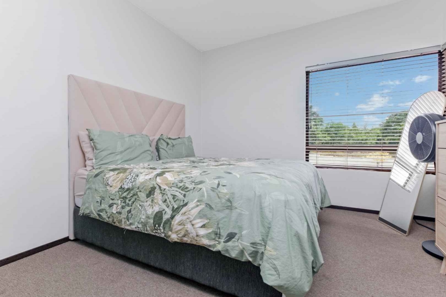 To Let 3 Bedroom Property for Rent in Broadacres Gauteng
