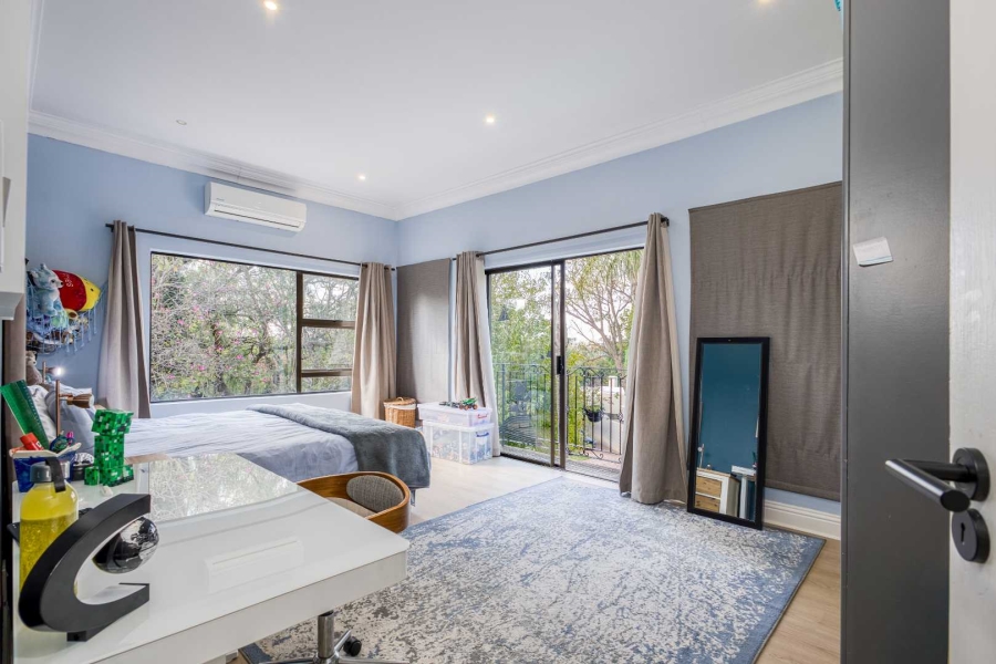 4 Bedroom Property for Sale in Fourways Gardens Gauteng