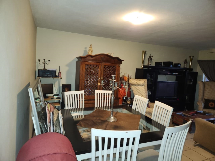 To Let 2 Bedroom Property for Rent in Wonderboom South Gauteng