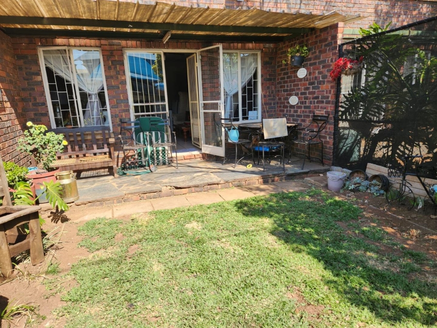 To Let 2 Bedroom Property for Rent in Wonderboom South Gauteng