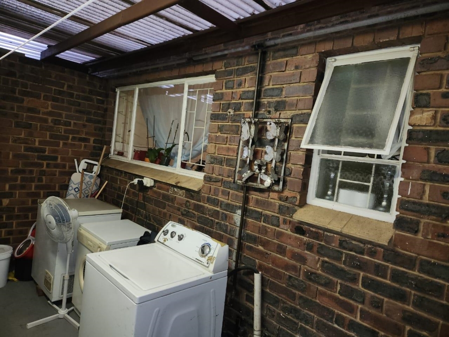 To Let 2 Bedroom Property for Rent in Wonderboom South Gauteng