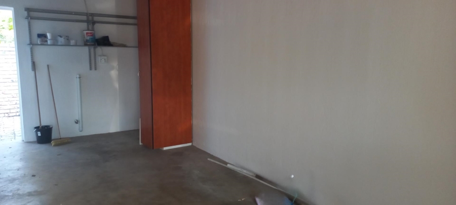 2 Bedroom Property for Sale in Equestria Gauteng