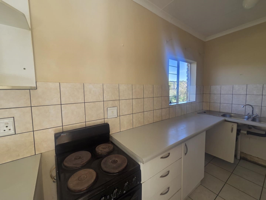 To Let 3 Bedroom Property for Rent in Breaunanda Gauteng