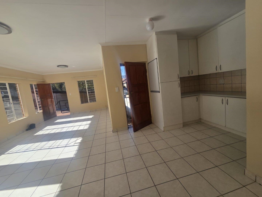 To Let 3 Bedroom Property for Rent in Breaunanda Gauteng