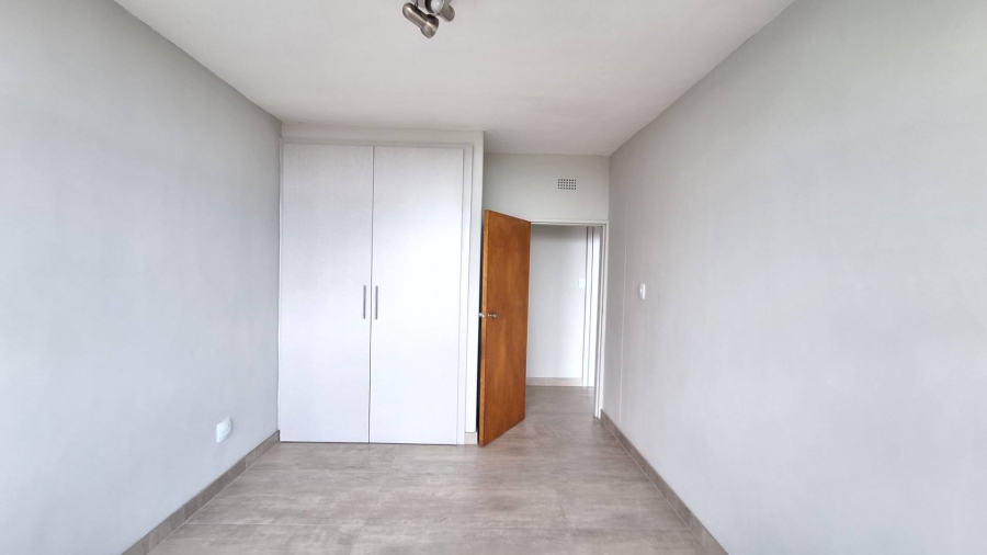 To Let 2 Bedroom Property for Rent in Constantia Kloof Gauteng