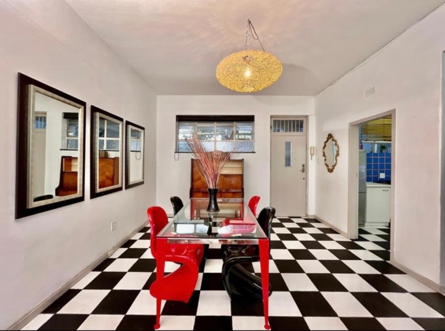 To Let 2 Bedroom Property for Rent in Rosebank Gauteng