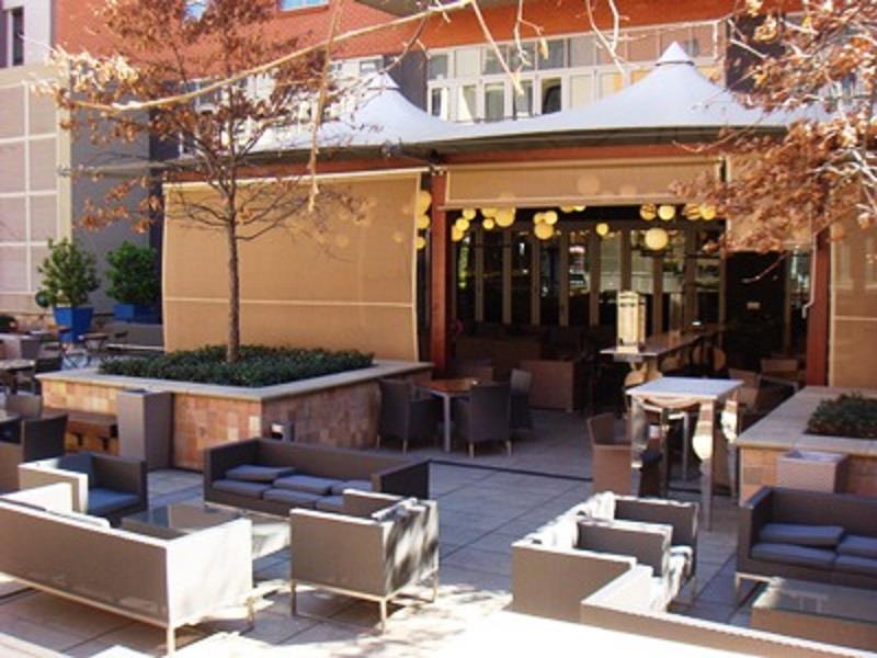 To Let 2 Bedroom Property for Rent in Melrose Arch Gauteng