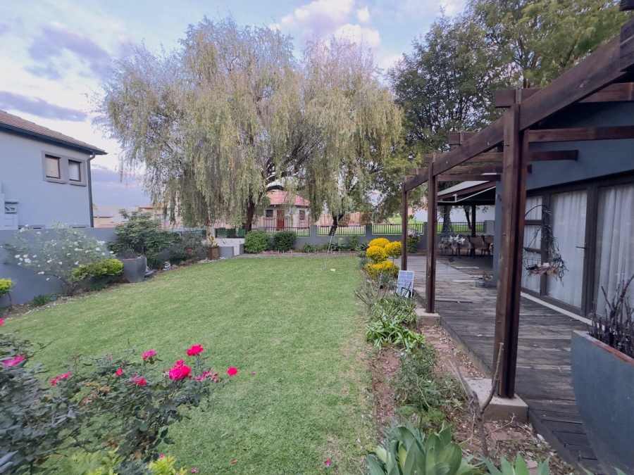 4 Bedroom Property for Sale in Valley View Estate Gauteng