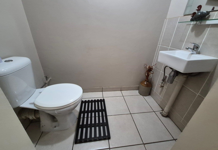 3 Bedroom Property for Sale in Elardus Park Gauteng