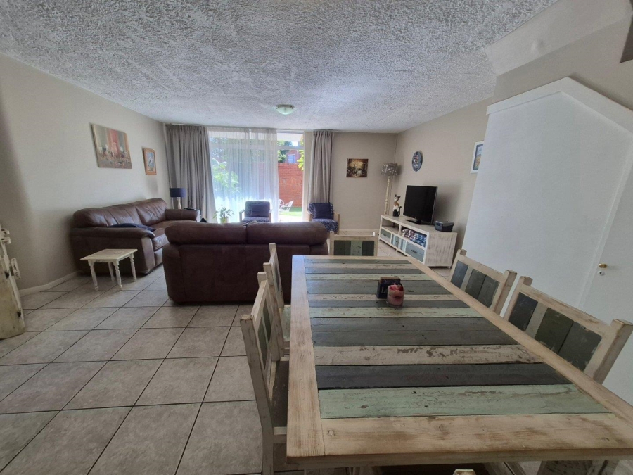 3 Bedroom Property for Sale in Elardus Park Gauteng