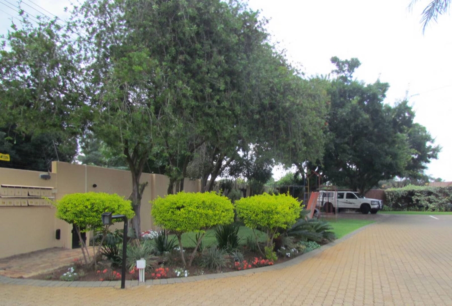 3 Bedroom Property for Sale in Elardus Park Gauteng