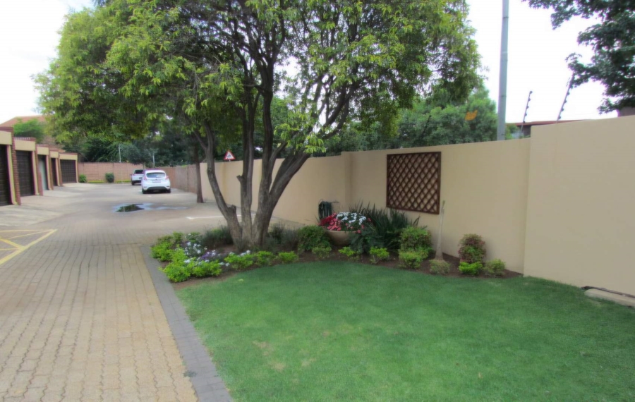 3 Bedroom Property for Sale in Elardus Park Gauteng