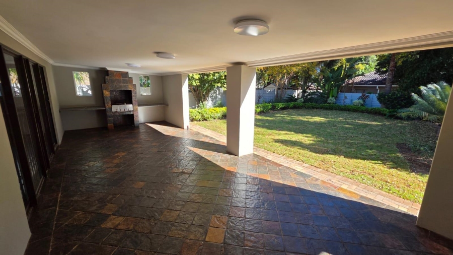 3 Bedroom Property for Sale in Garsfontein Gauteng