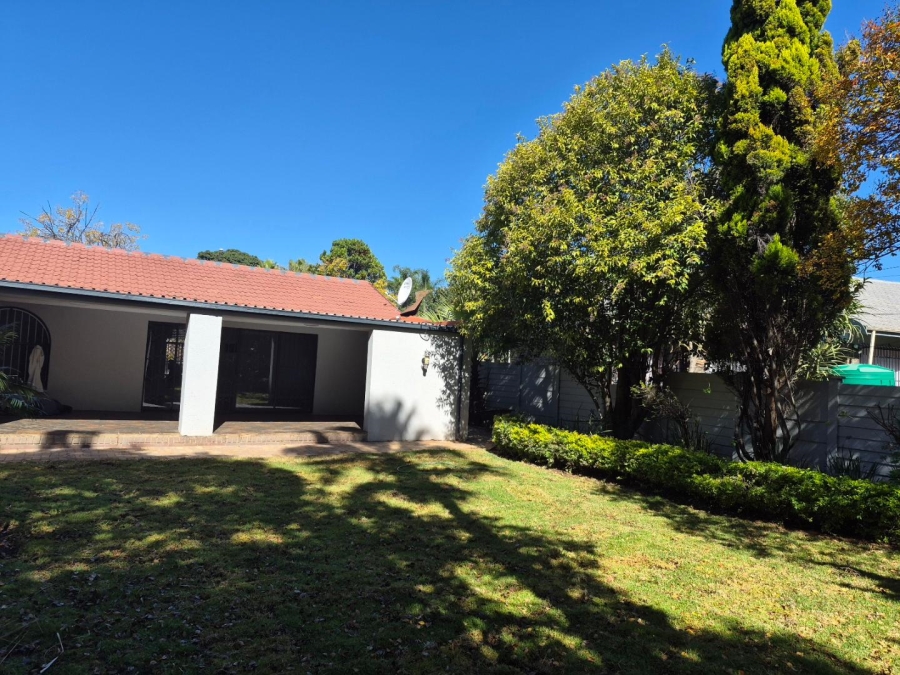3 Bedroom Property for Sale in Garsfontein Gauteng