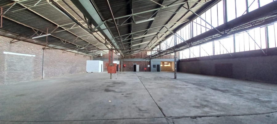 To Let Commercial Property for Rent in Benrose Gauteng