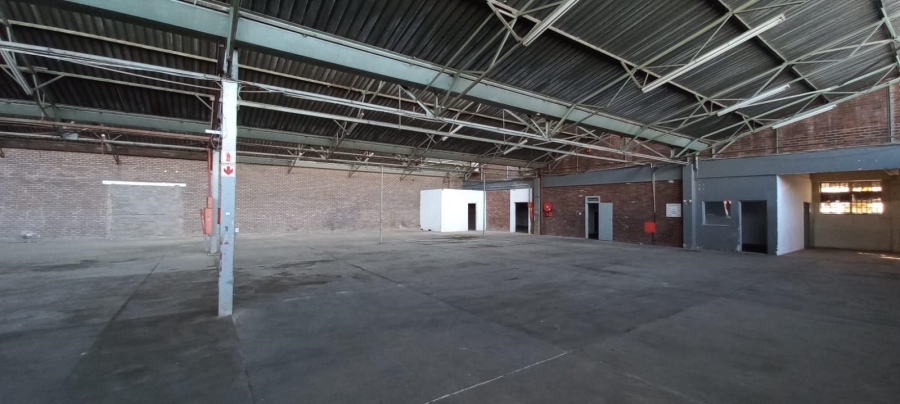 To Let Commercial Property for Rent in Benrose Gauteng