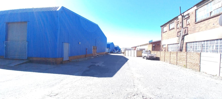 To Let Commercial Property for Rent in Benrose Gauteng